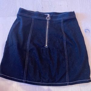 BB Dakota Women's Black Zip Front Skirt Size: 6 Mini Skirt $68